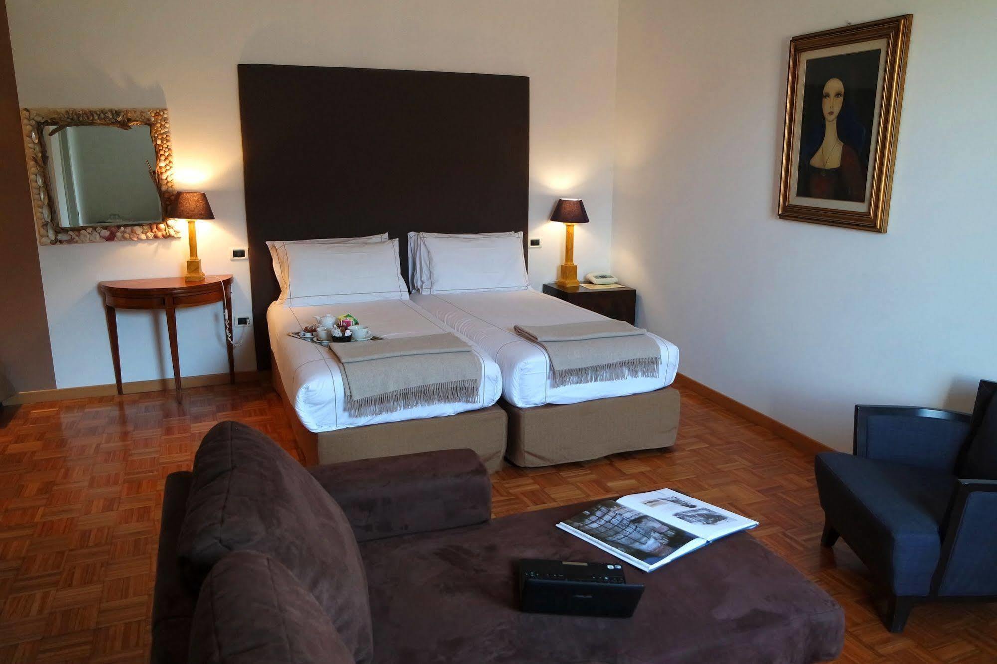 Albergo Del Sole 포르토 발트라바글리아 외부 사진